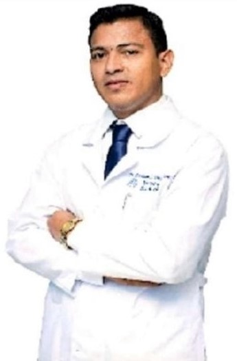 Dr. Geovanny Vanegas